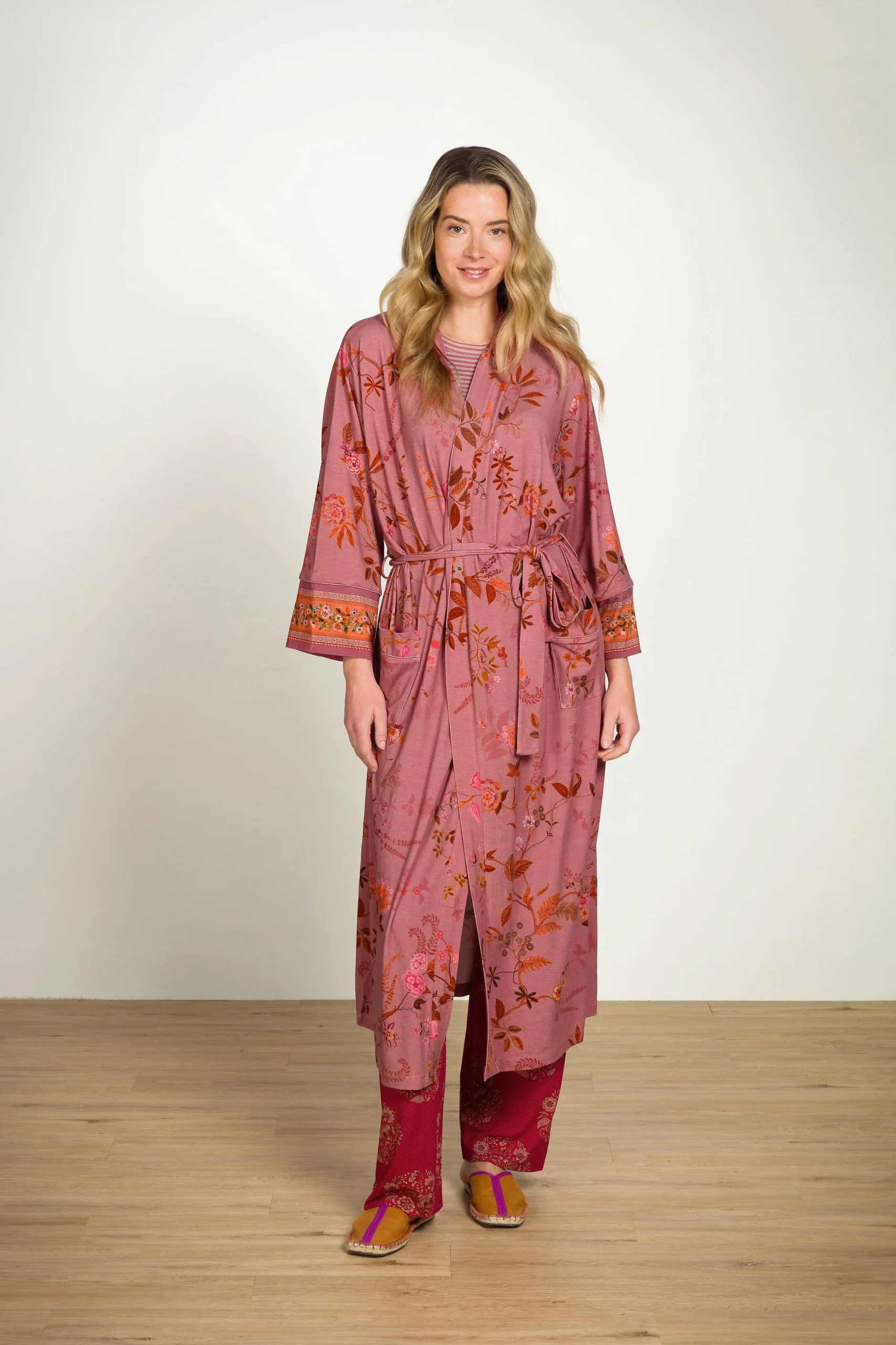 Pip Studio Noa Kimono – Bodhi Flower Donkerroze