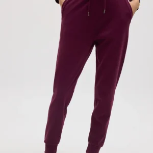 Ysabel Mora Joggerbroek met Jacquard Textuur Bordeaux