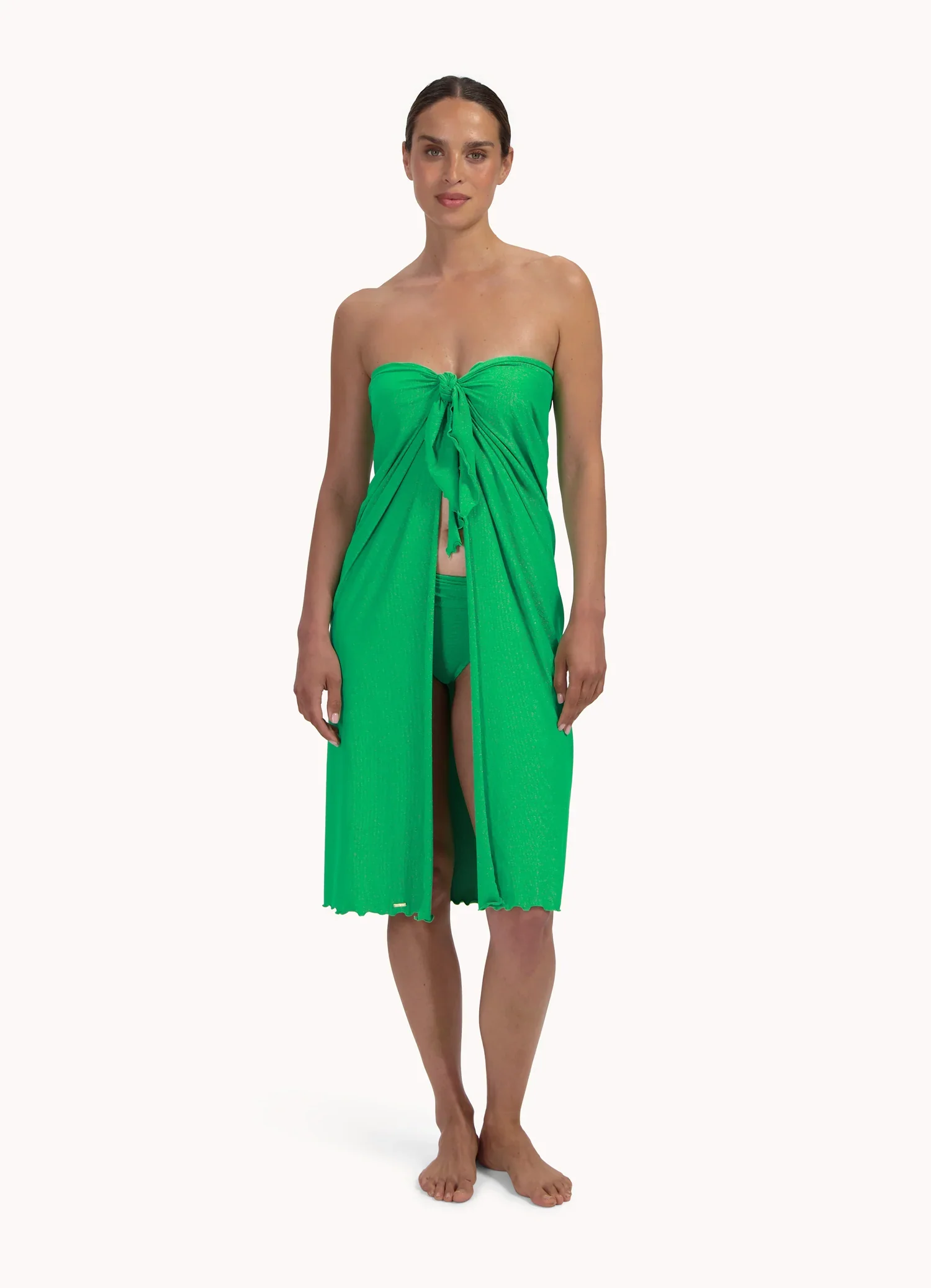 Cyell 550A - SPARKLING OMSLAGROK / PAREO