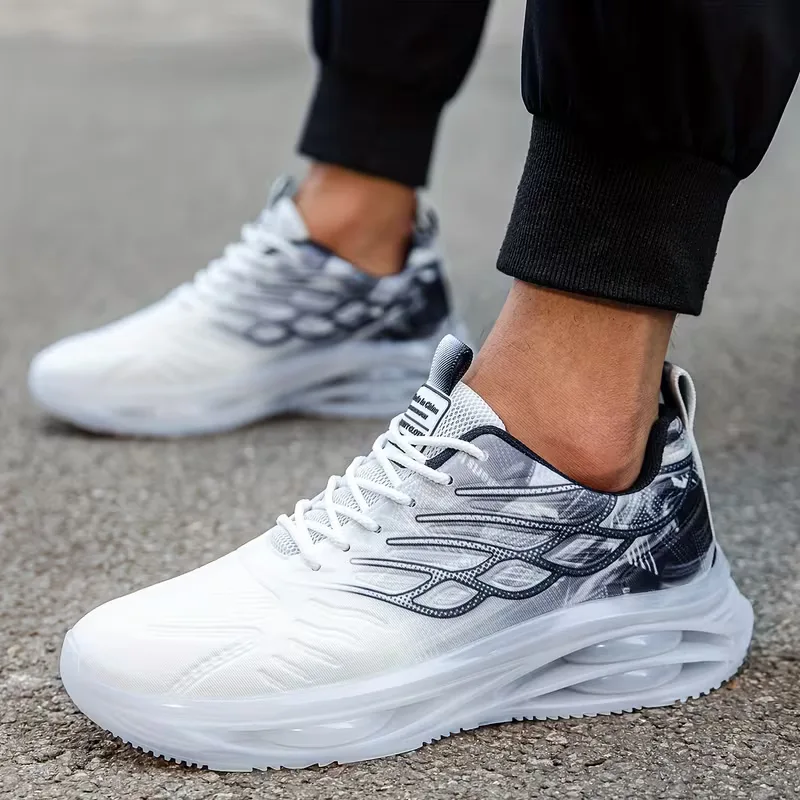 Lichte sneakers met vetersluiting voor outdoor activiteiten