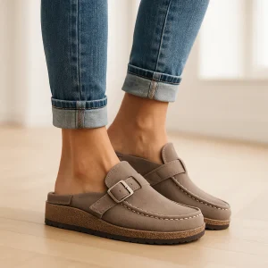 Ondersteunende sandalen met gespsluiting