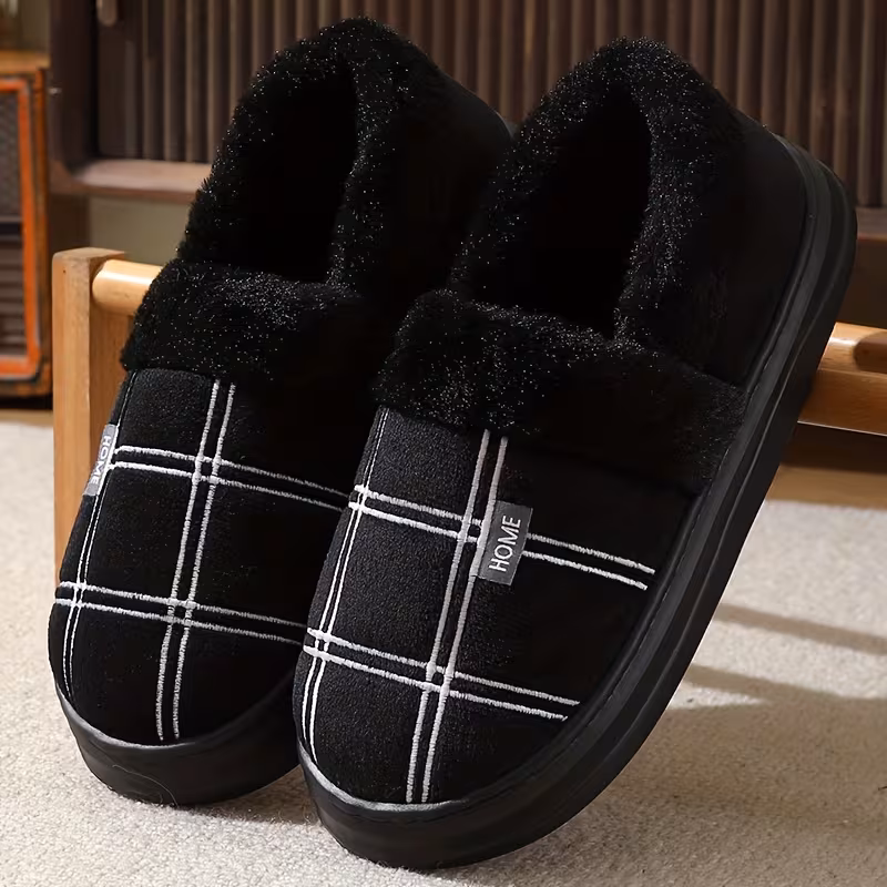 Slippers met geruit patroon en pluche voering