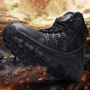 Alfredo | Zwarte militaire werklaarzen met antislip zool