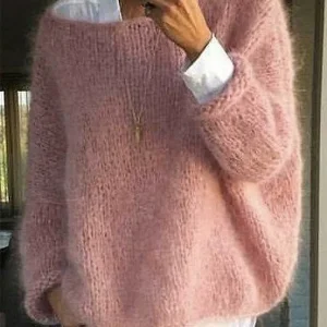 Danique Mell | Effen offshoulder pluizige trui