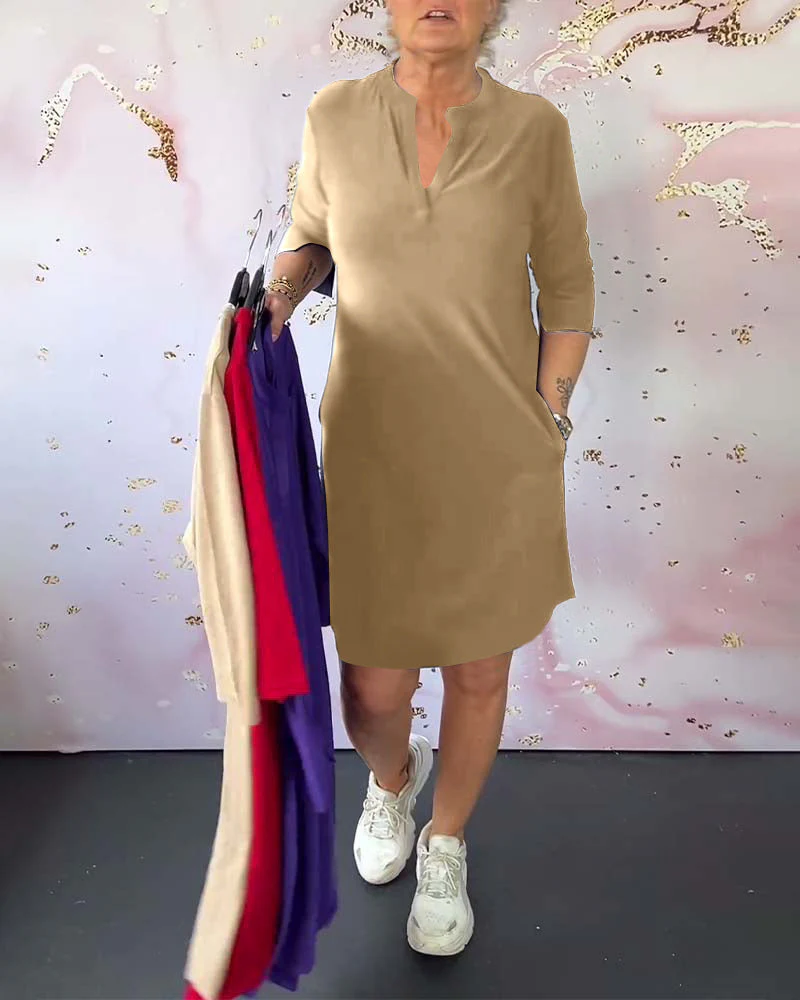 Laurynn | Jurk in effen kleur met V-hals - Afbeelding 9