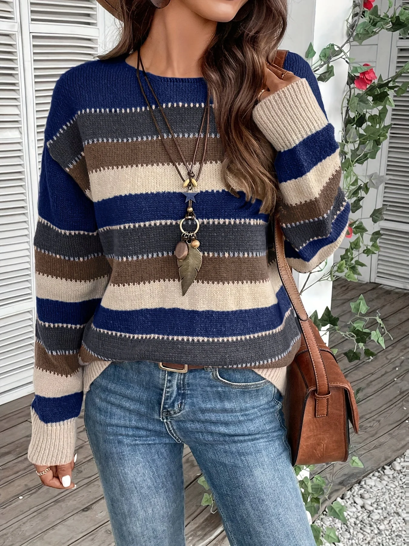 Lotte | Kleurrijke crew neck sweater met drop shoulder en lange mouw - Afbeelding 4