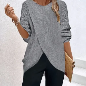 Sandra | Effen trui met ronde hals en split