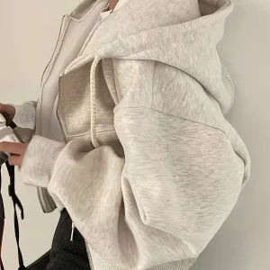 Sophie | Effen hoodie met rits en trekkoord